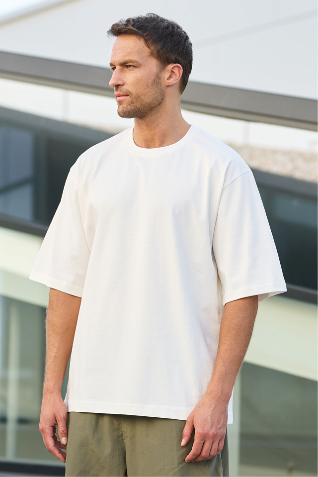 Футболка Oversize мужская молочная