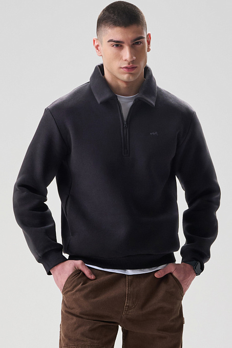 Свитшот мужской полузамок черный